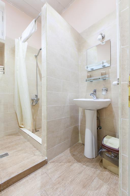 Apartment On Saadi Str Old Tbilisi Rom bilde