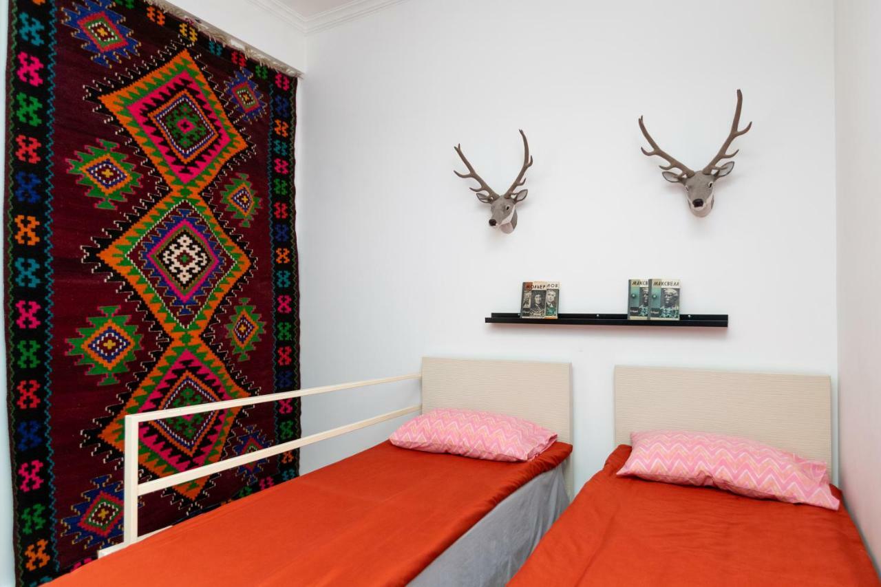 Apartment On Saadi Str Old Tbilisi Eksteriør bilde